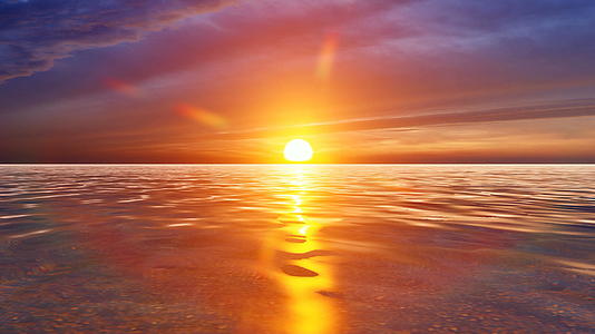 日落时有橙色天空的平静海洋视频的预览图