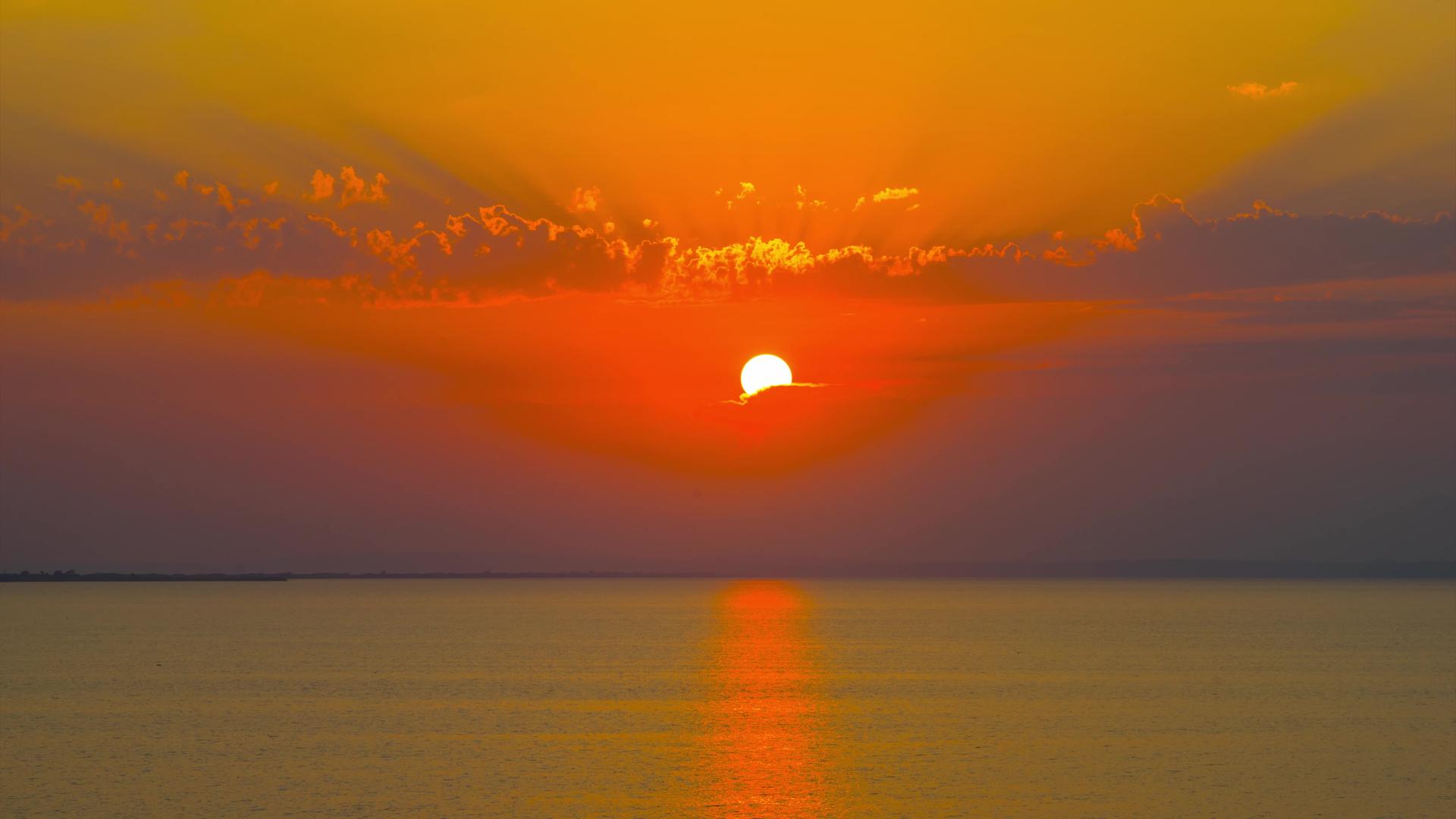 黑海的日落定时逝去视频的预览图