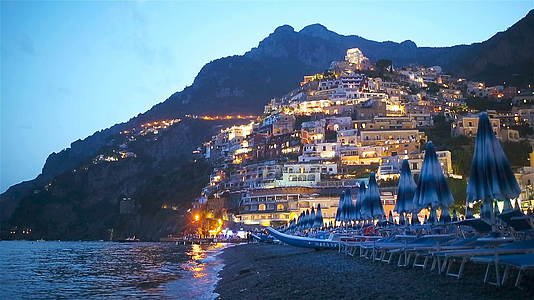 意大利美丽的沿海城镇——阿马尔菲海岸美丽的波西塔诺视频的预览图