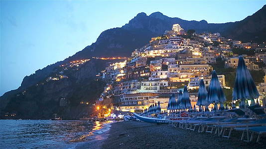 意大利美丽的沿海城镇——阿马尔菲海岸美丽的波西塔诺视频的预览图