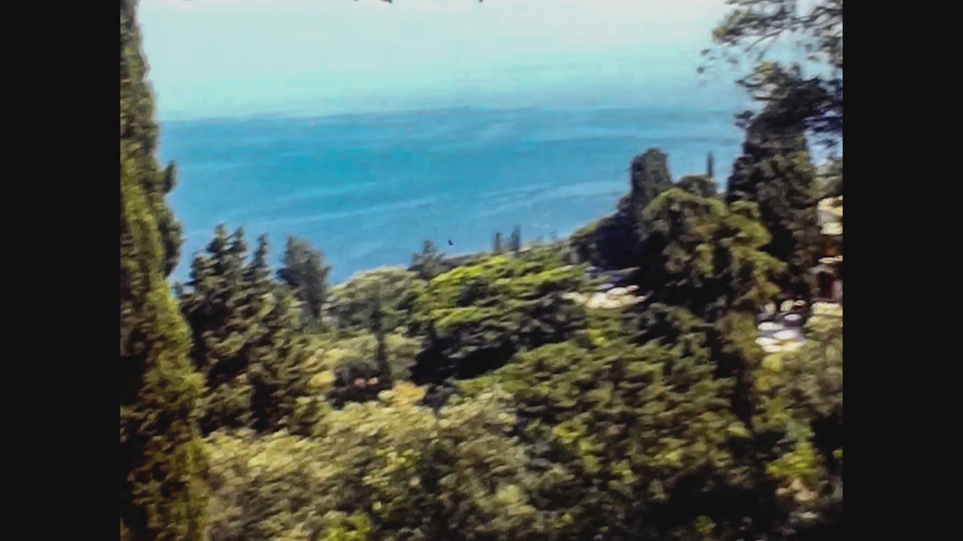 1978年Corfu海岸风景视频的预览图