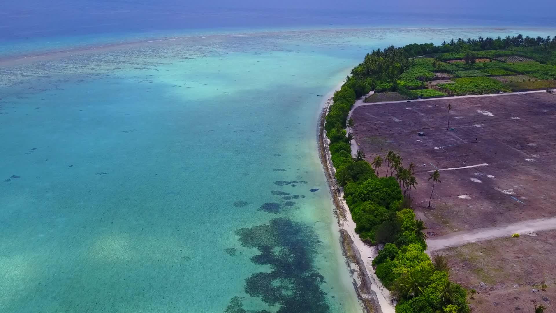 环礁湖海滩探险太空旅行在海滩附近有一个白色的沙子背景视频的预览图