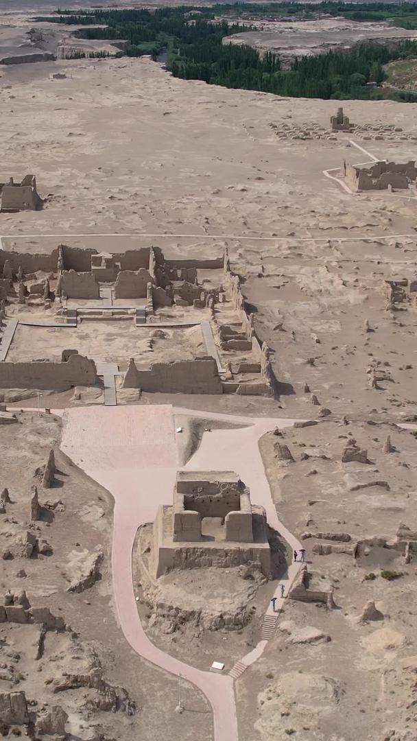 航拍4A吐鲁番著名旅游景点世界文化遗产交河故城遗址视频视频的预览图