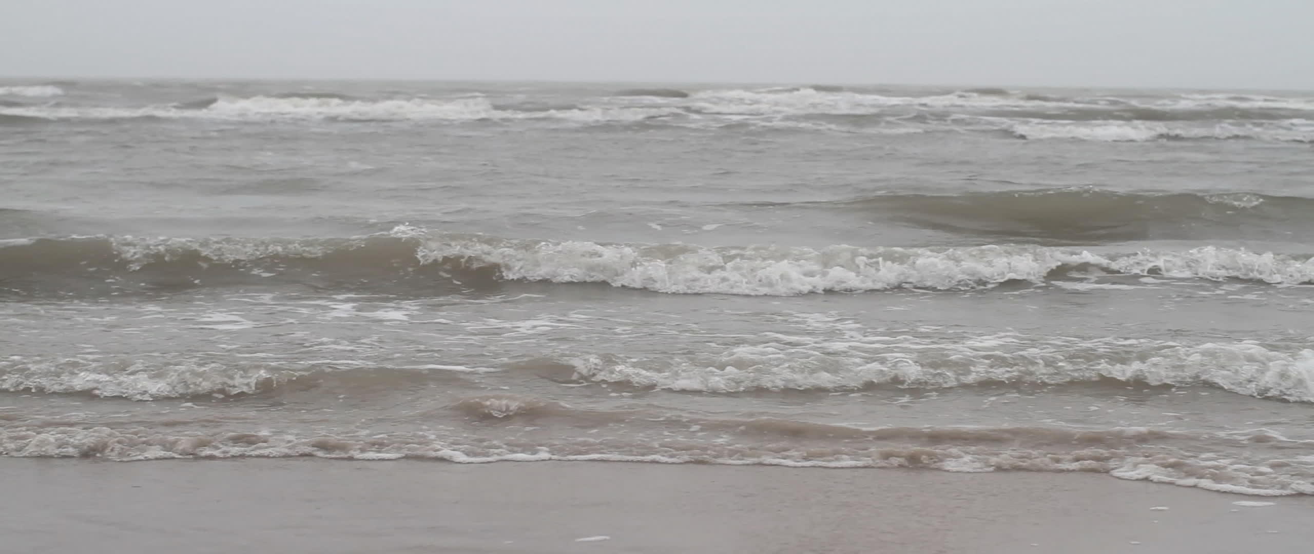 风日的波浪视频的预览图
