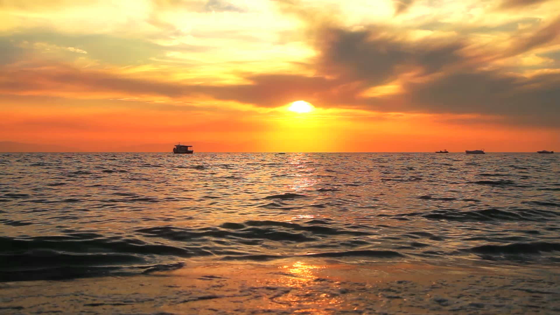 日落海滨视频的预览图