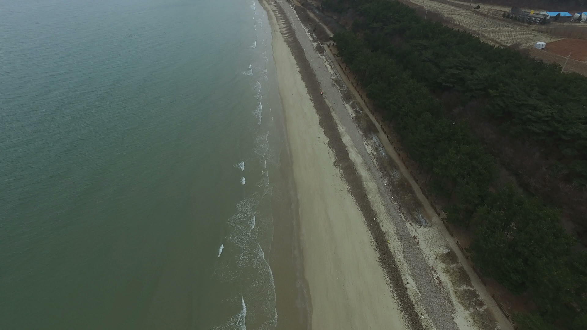 海滩空中视频视频的预览图