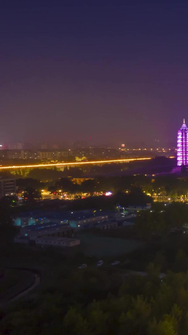南京应天大街延时航拍高架夜景车流视频的预览图