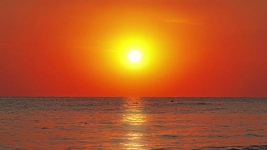 日出海阳光海滩4公里视频的预览图
