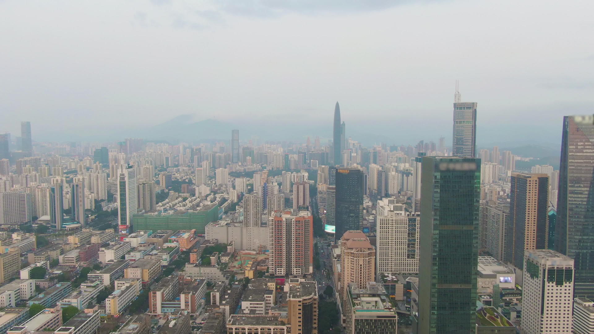 每天都有深圳市卢胡和丰田区城市天线观察无人机视频的预览图