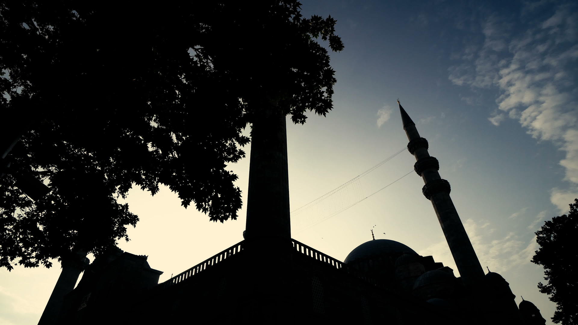 苏利马尼耶清真寺Suleymaniye休眠日早晨视频的预览图