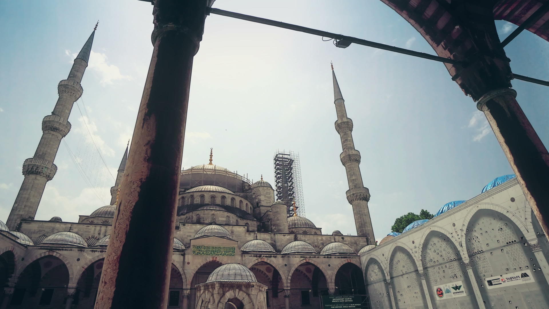 高塔建筑火鸡和高塔结构位于伊斯坦布尔岛视频的预览图