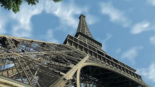 法国巴黎埃菲尔铁塔超延时蓝天视图4k时间间隔视频的预览图