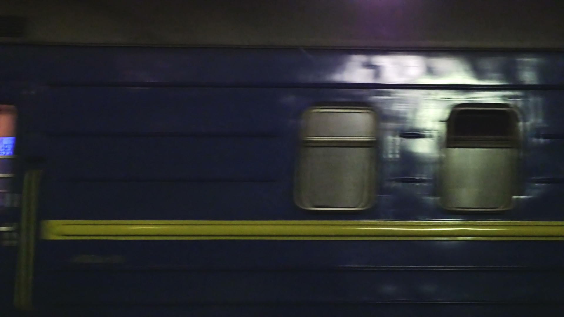 移动客运列车时差视频的预览图