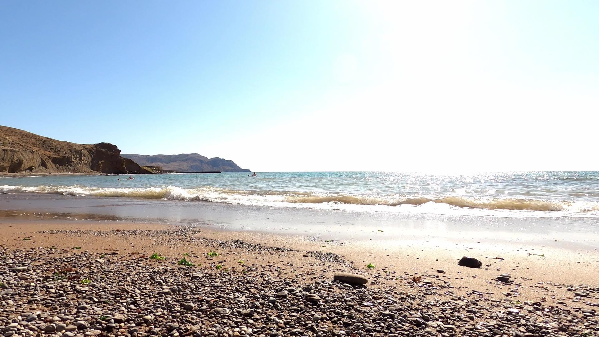 Alchak山后野生海滩时间折叠犯罪aSudak视频的预览图