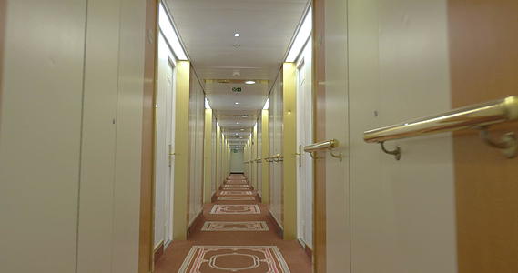 酒店走廊有轻型内部照明视频的预览图