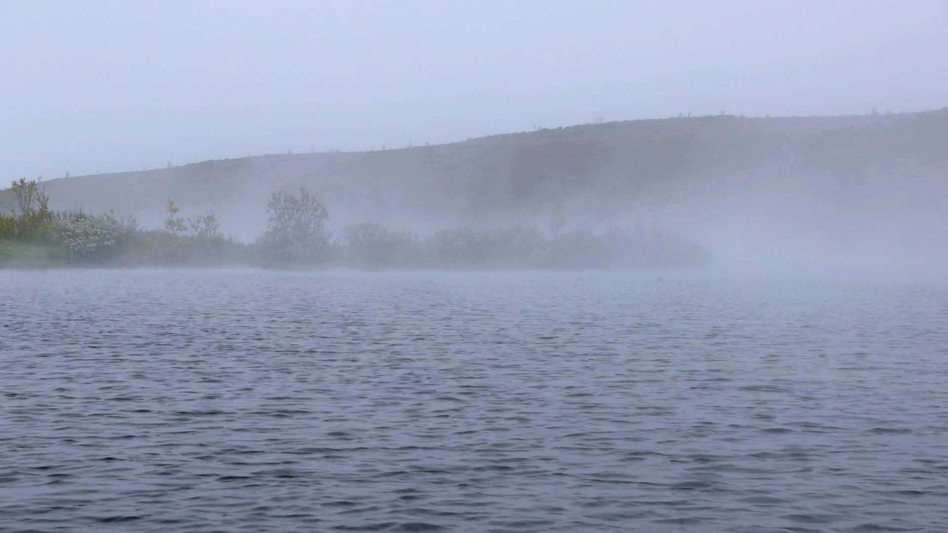 烟雾湖视频的预览图