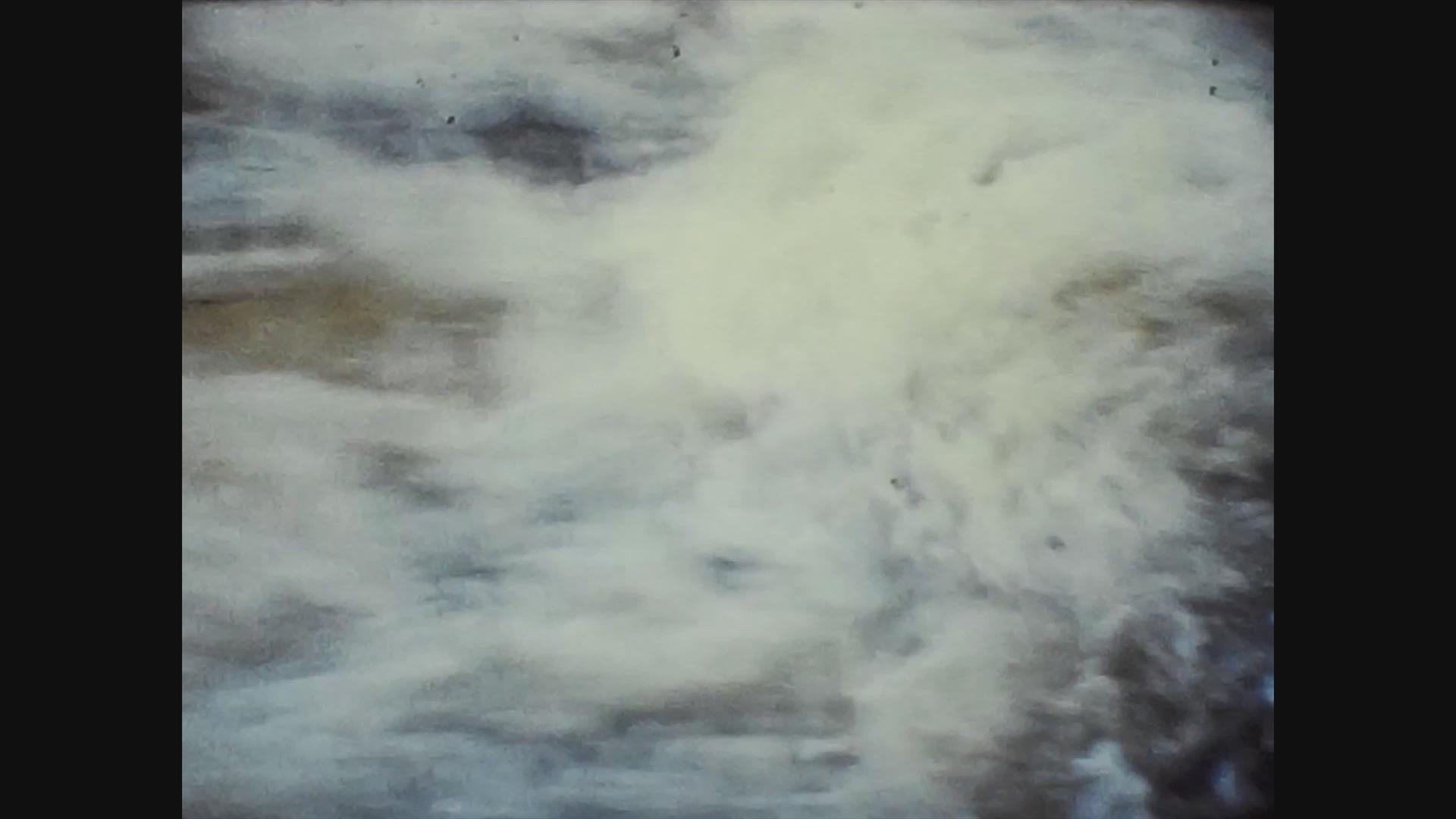 统一王国马哈鱼2号河1965年视频的预览图