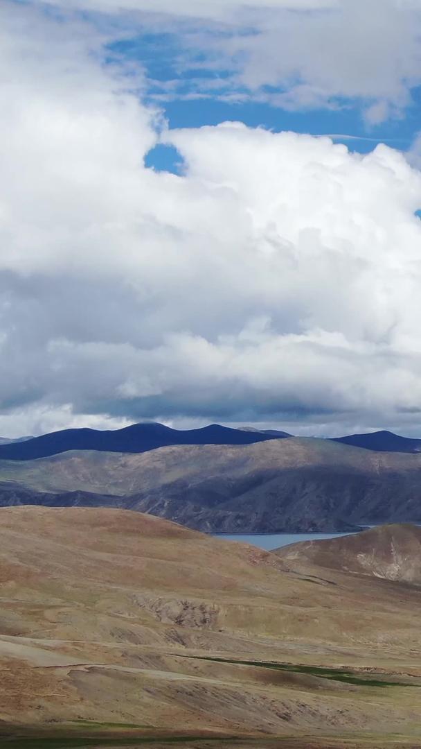 美丽的西藏高原自然风光航拍视频视频的预览图