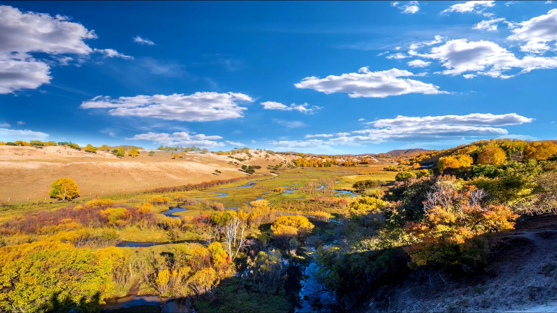 4K草原峡谷风景延时视频的预览图