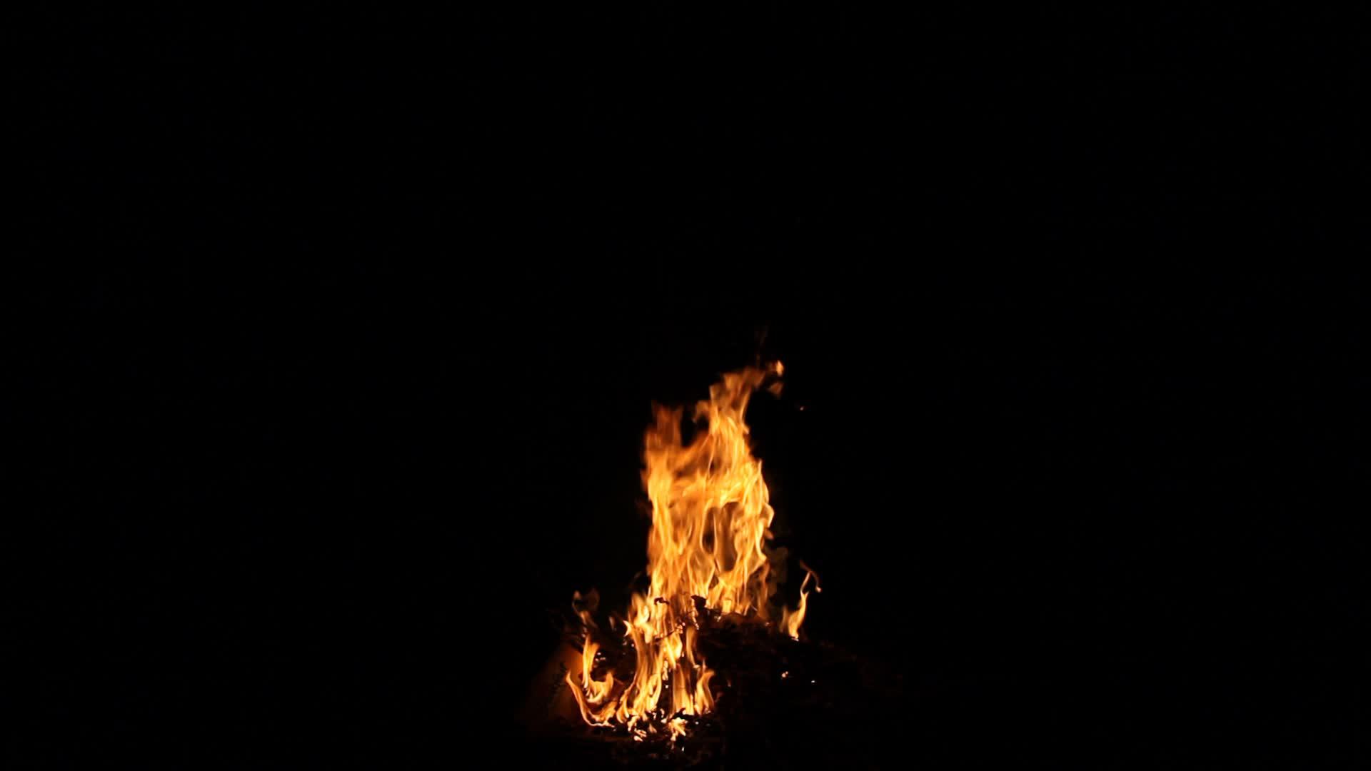 燃烧的黑色火焰视频的预览图