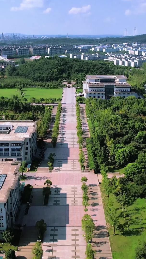 南京邮电大学航拍视频的预览图