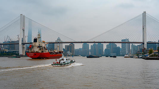 8K上海黄浦江轮船延时视频的预览图