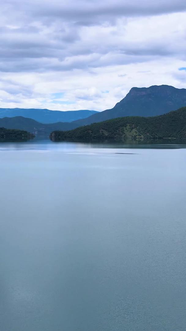 航空摄影淡水湖泊水资源自然风光视频的预览图