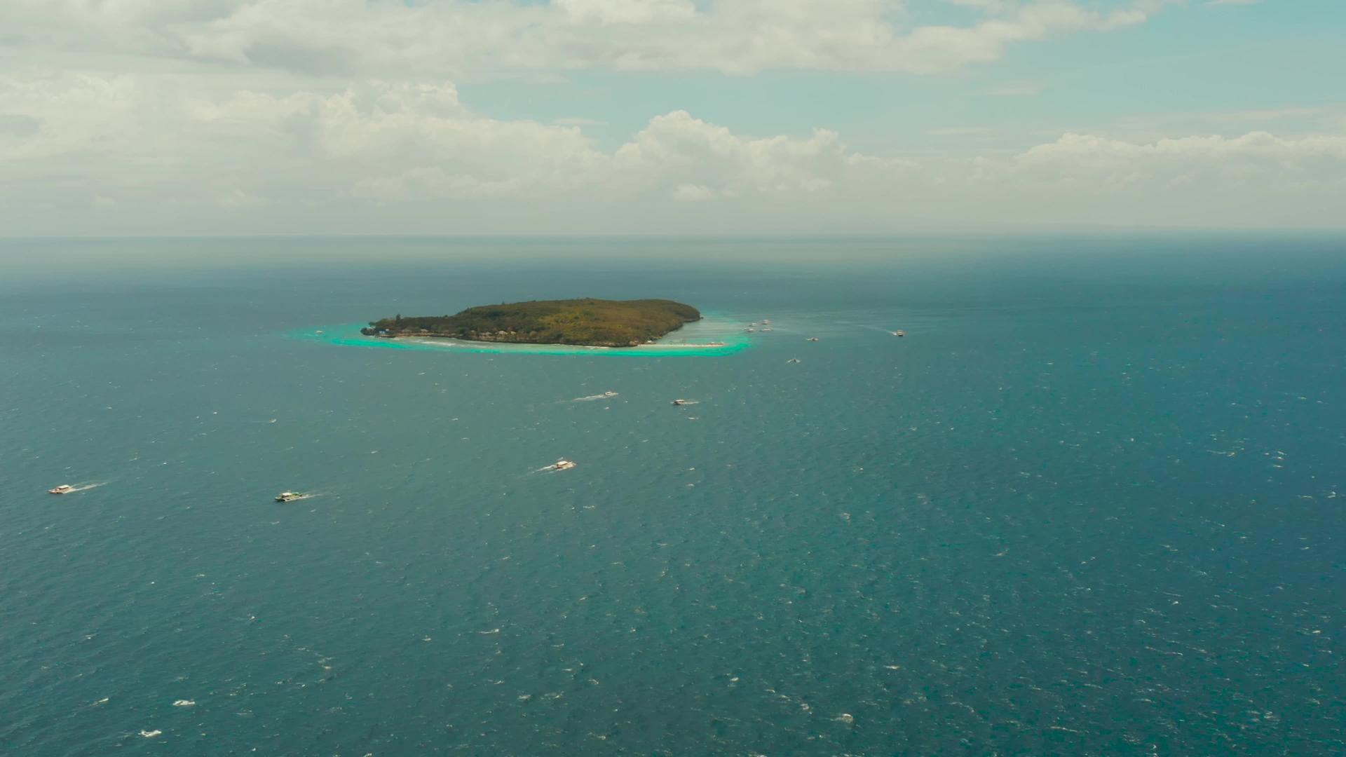 南希隆岛菲利平群岛的热带岛屿视频的预览图