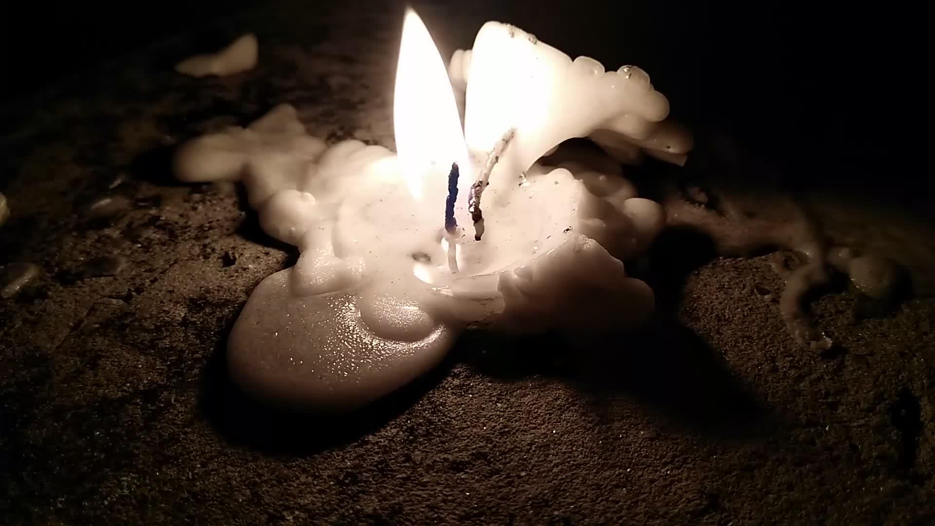 深水蜡烛点燃了深地瓦利这是朝廷的灯光节蜡烛是有选择性的视频的预览图