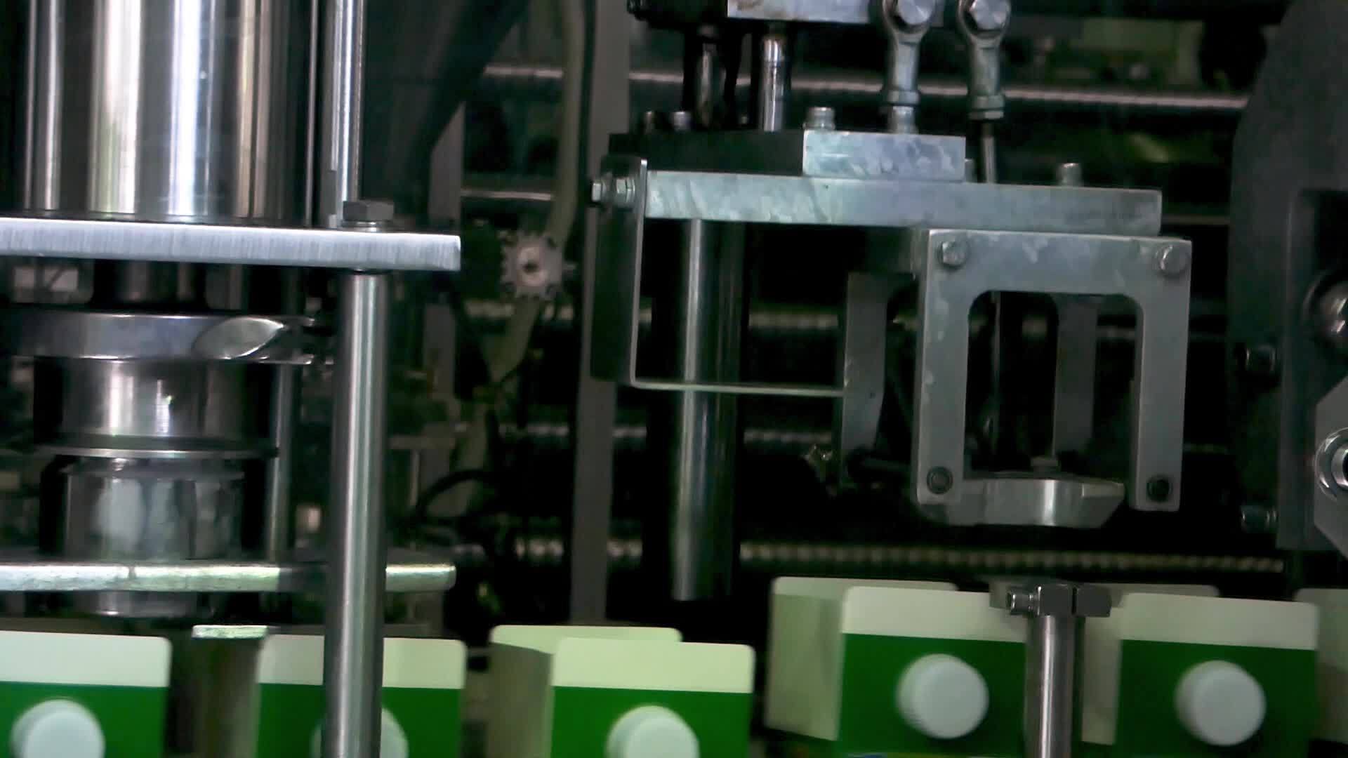 牛奶厂的设备视频的预览图