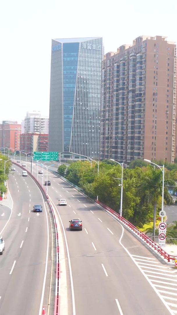 与海沧大桥道路相连的厦门仙岳高架道路集合视频的预览图