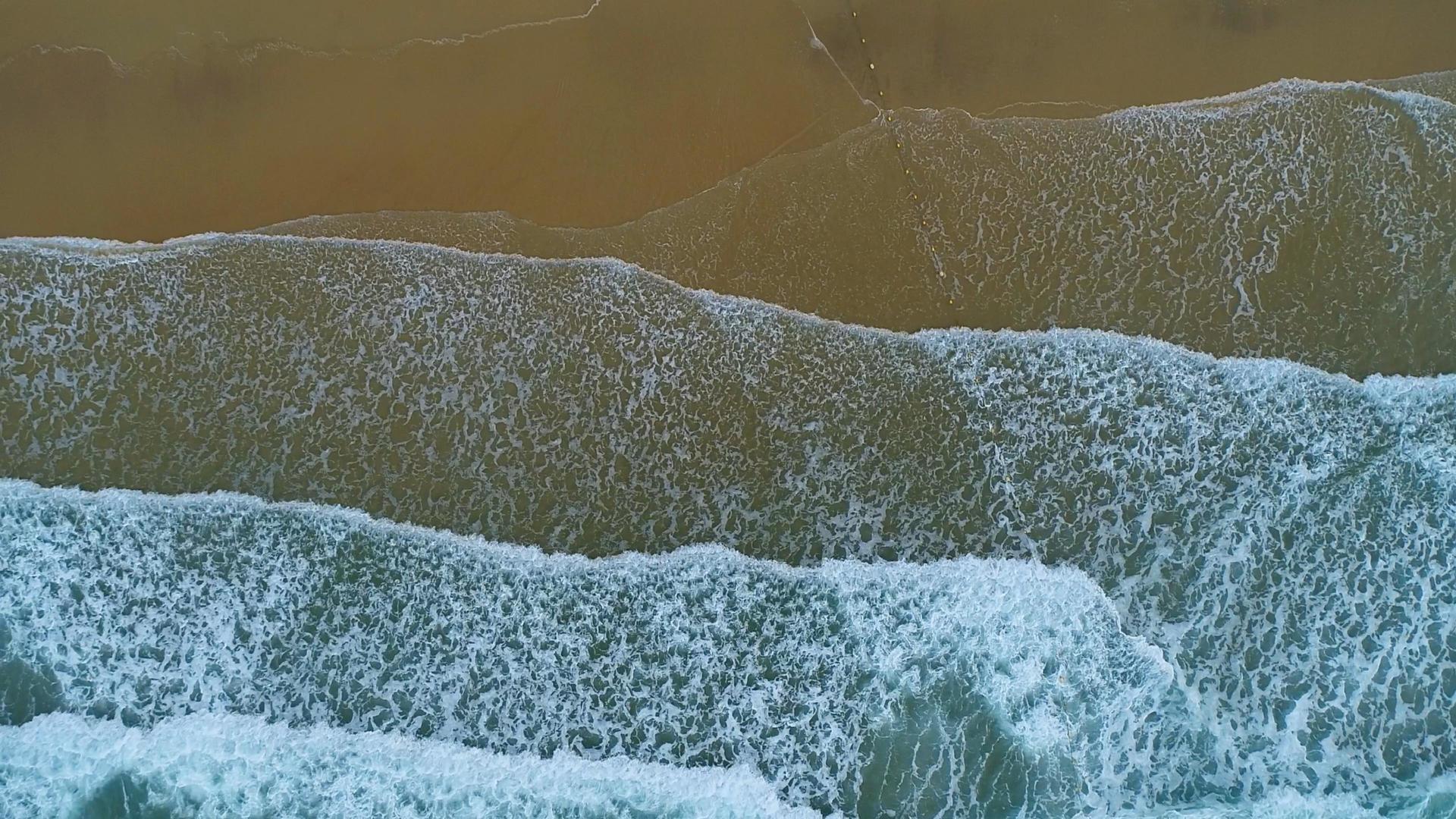 海陵岛海浪视频的预览图