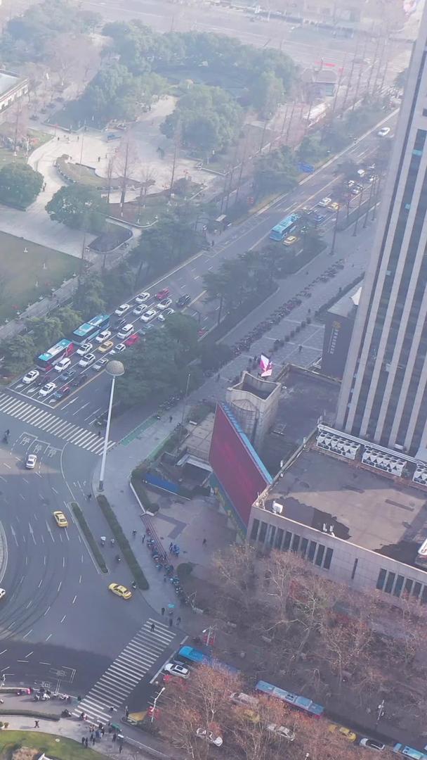 南京鼓楼中央交通车流南京航拍视频的预览图