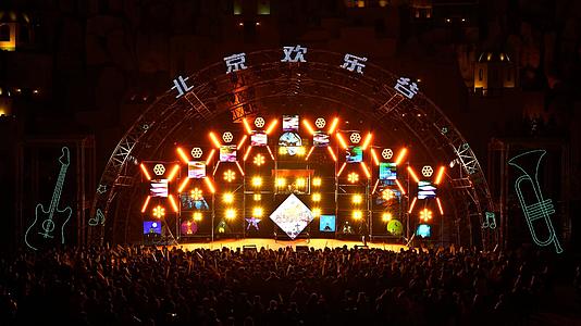 北京欢乐谷流行音乐会视频的预览图