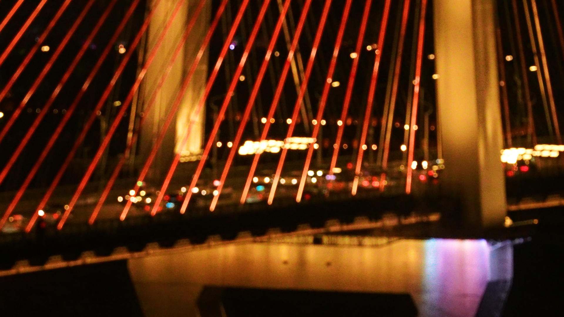 航拍城市夜景桥梁武汉长江二桥交通车流梦幻灯光4k素材视频的预览图