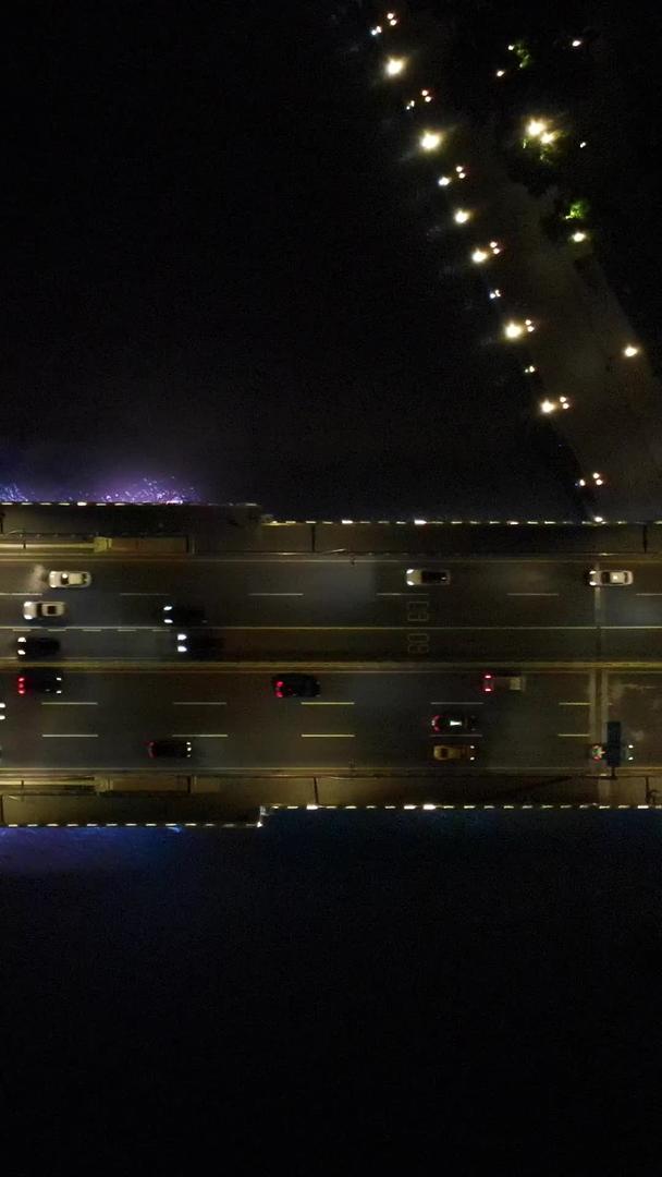 高清航拍猎德大桥交通繁华都市桥梁视频的预览图
