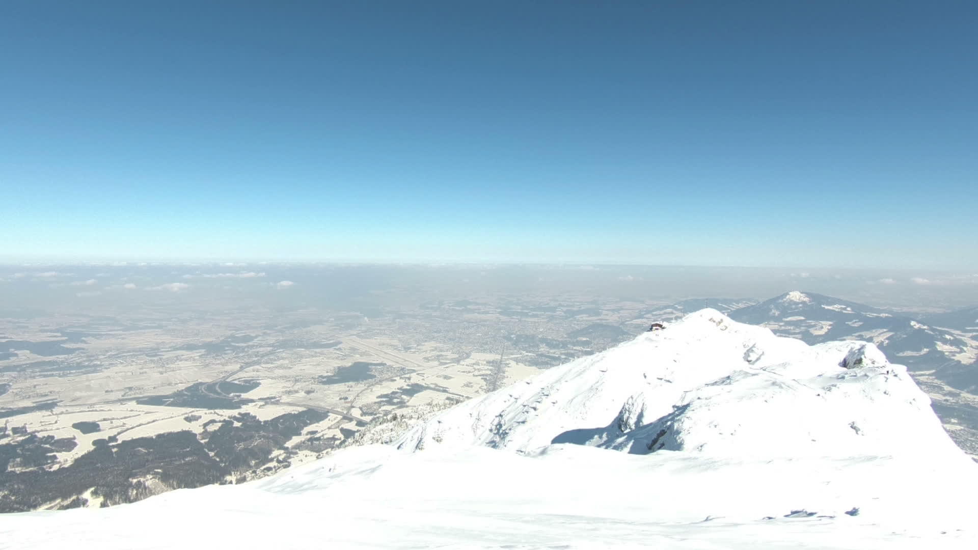 阿尔卑斯浮山区视频的预览图