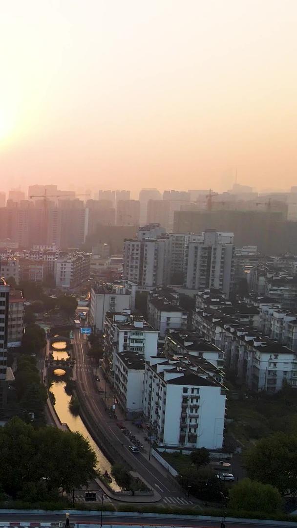 杭州城市日出航拍视频的预览图