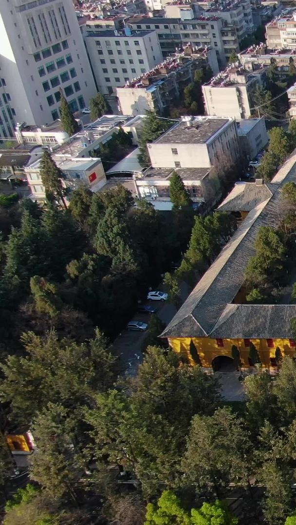 昆明著名旅游景点历史古建筑陆军讲武堂旧址全景视频视频的预览图