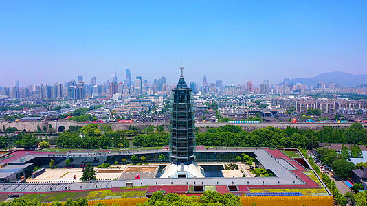 4K航拍南京大报恩寺琉璃塔视频的预览图