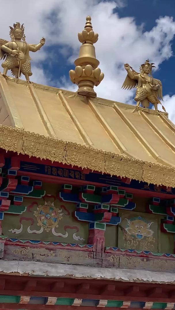 藏传佛教寺庙建筑细节视频视频的预览图