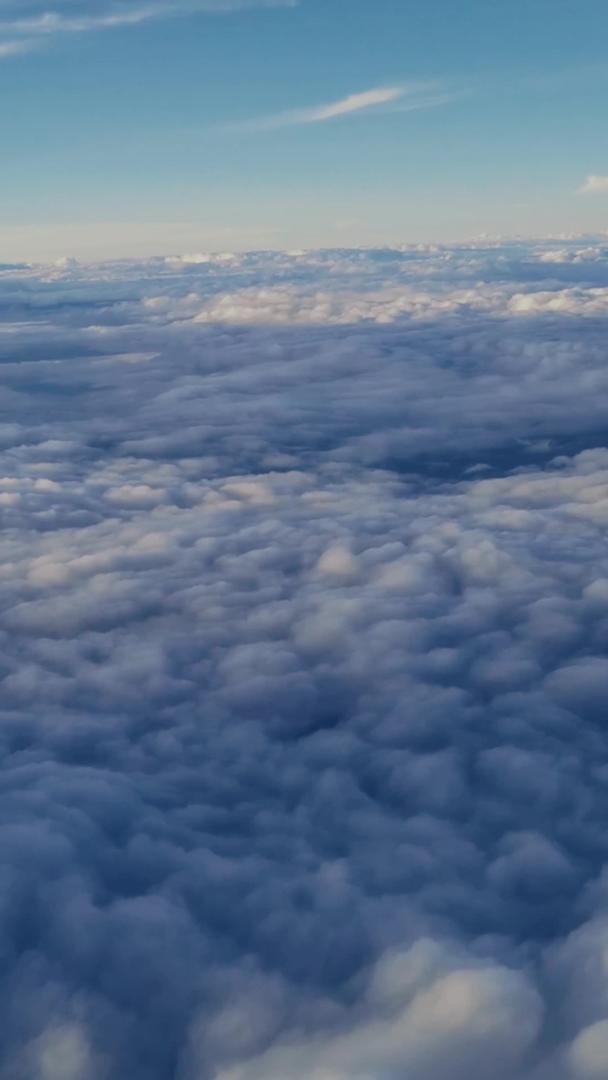 实拍万米高空云海景观视频的预览图