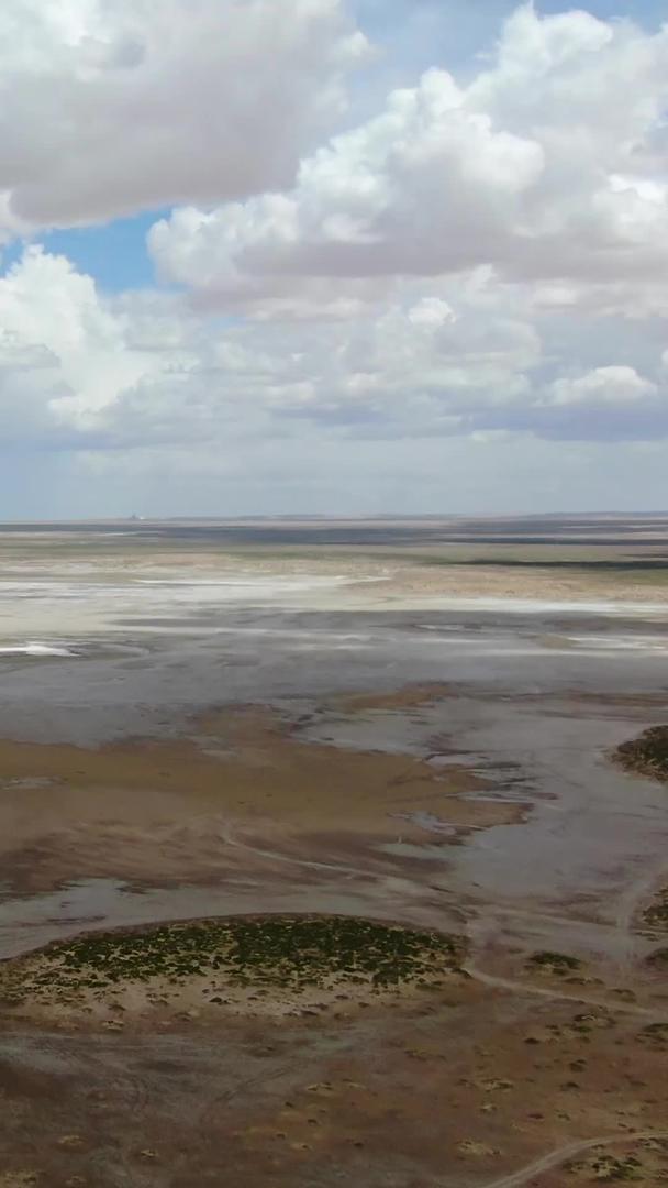 天然盐池的航拍视频的预览图