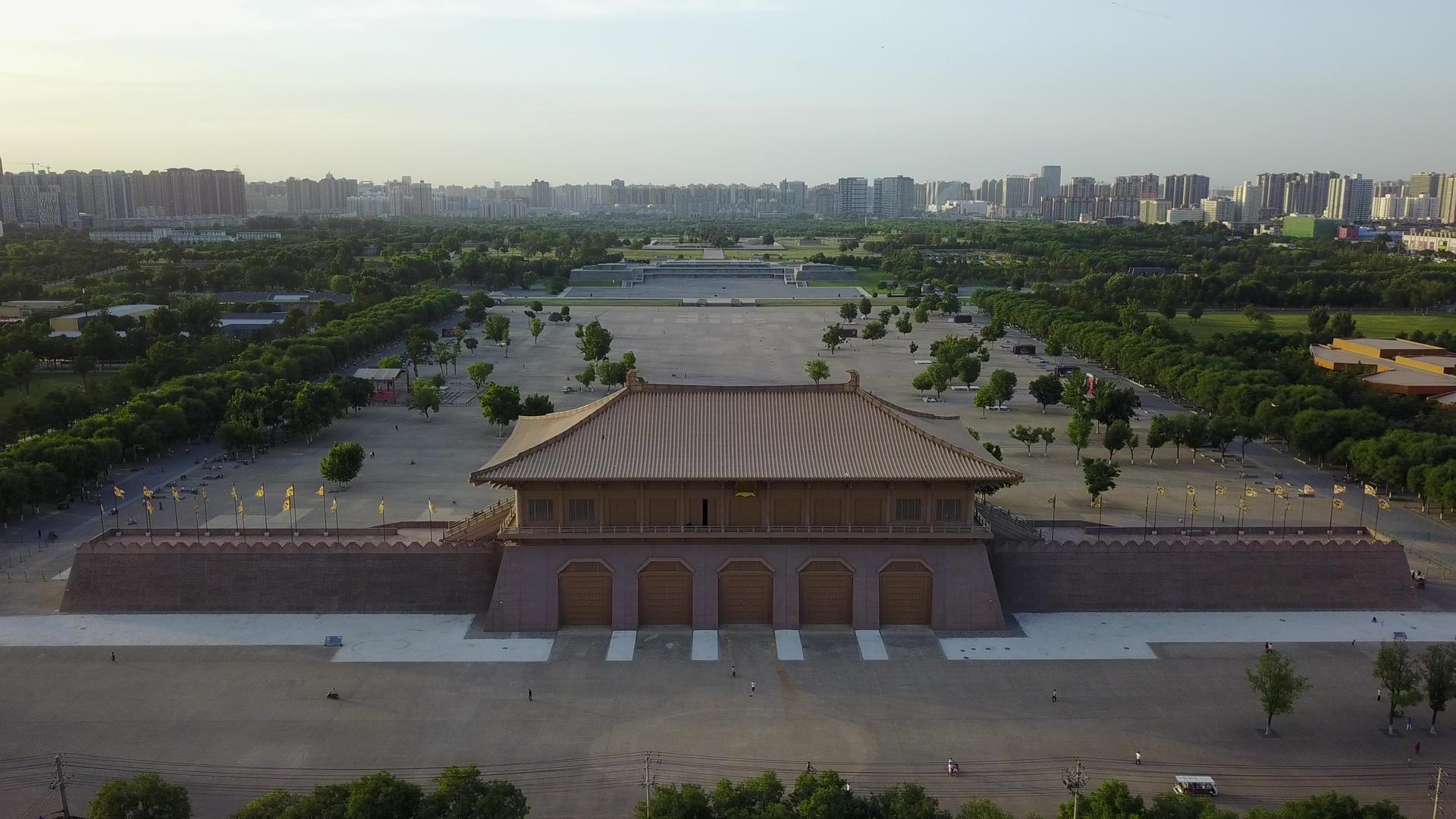 西安大明宫遗址航拍视频的预览图