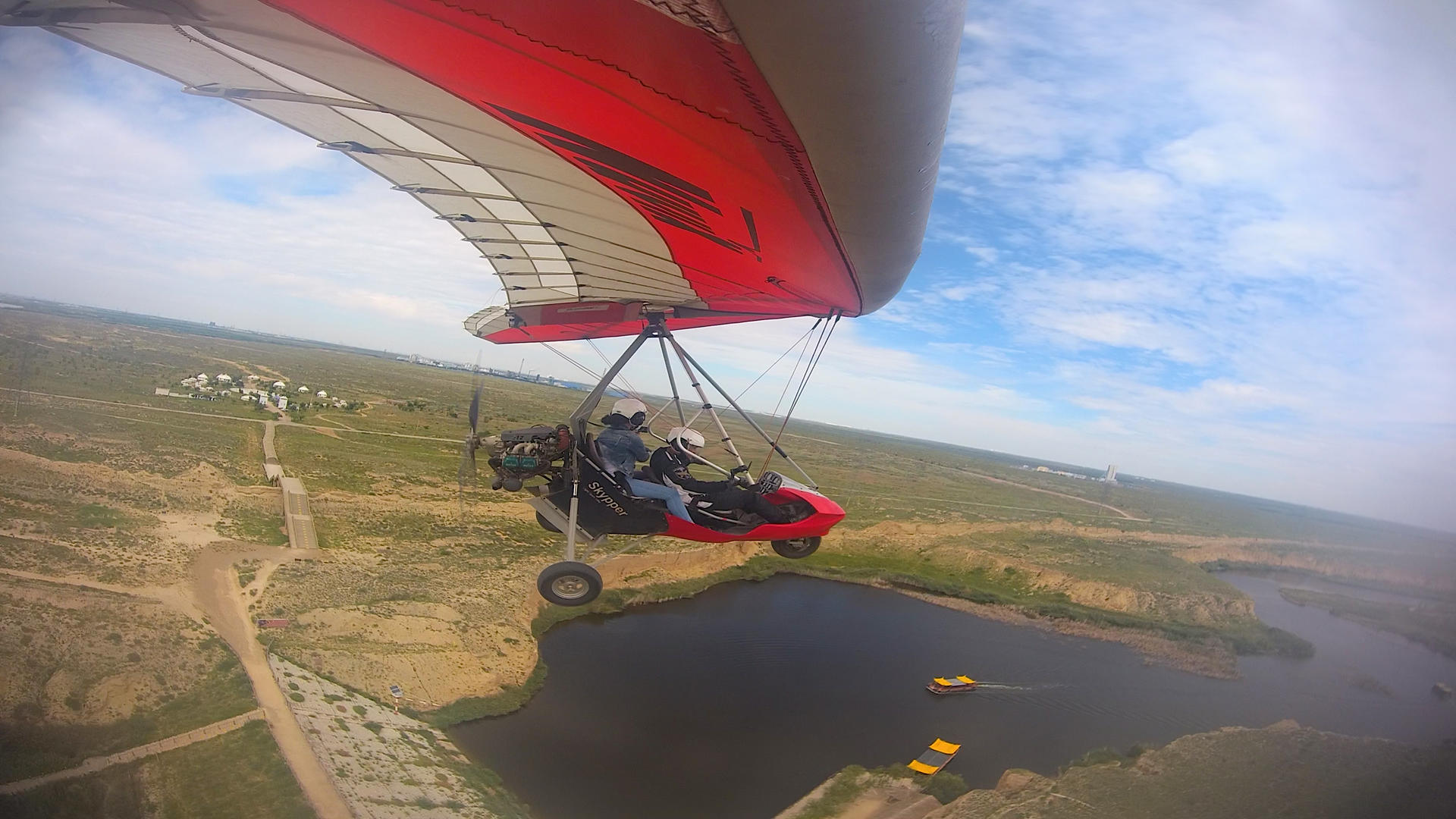 动力滑翔伞4K视频的预览图