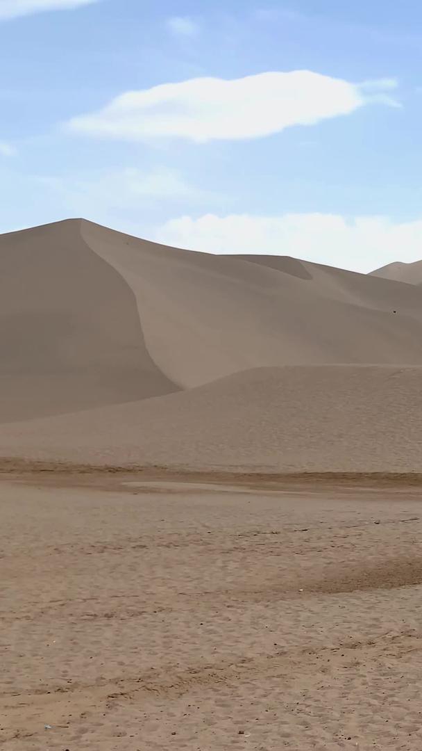 鸣沙山沙漠骆驼视频是甘肃著名旅游景点视频的预览图