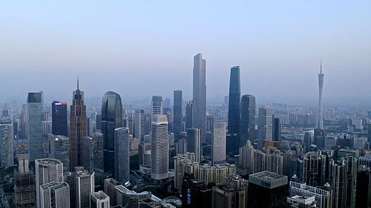 广州摩天大楼建筑航拍视频的预览图