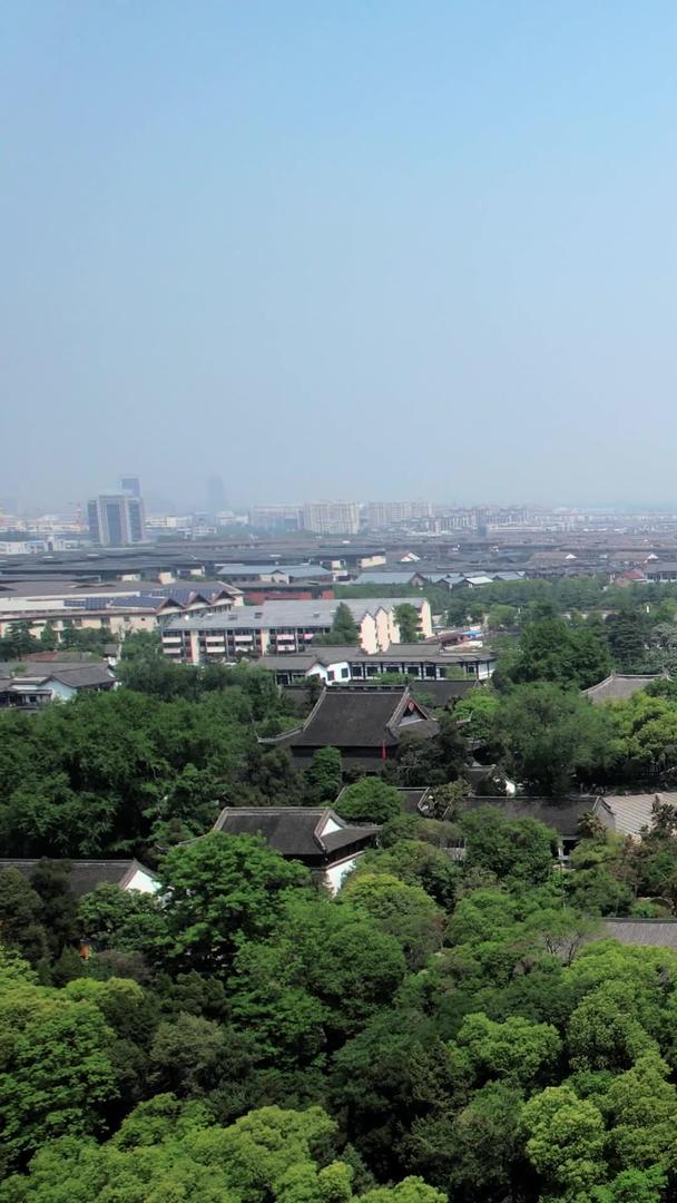 扬州4A级景区大明寺航拍视频的预览图