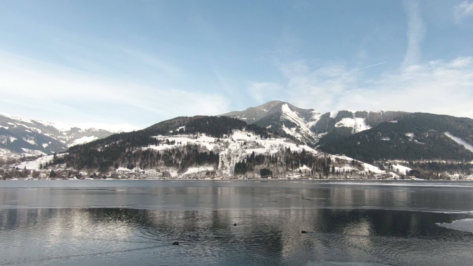 阿尔卑斯湖视频的预览图