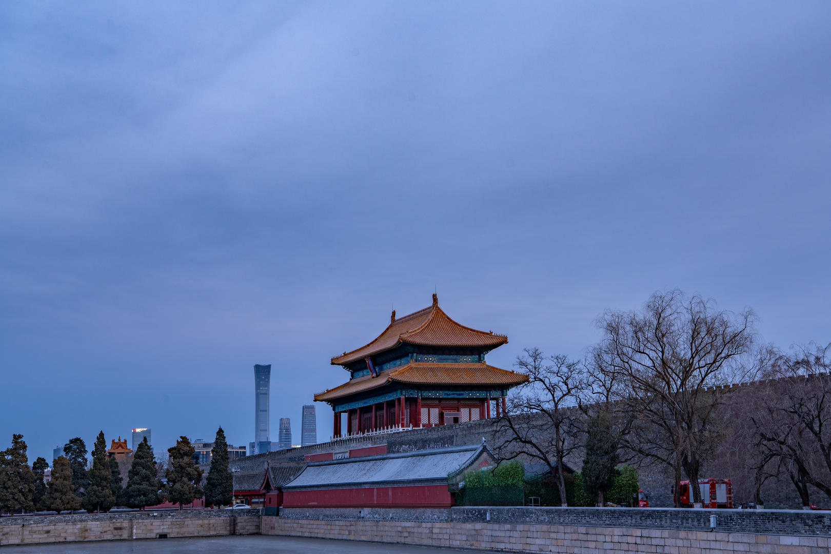 北京故宫与中央商务区8K延时视频的预览图